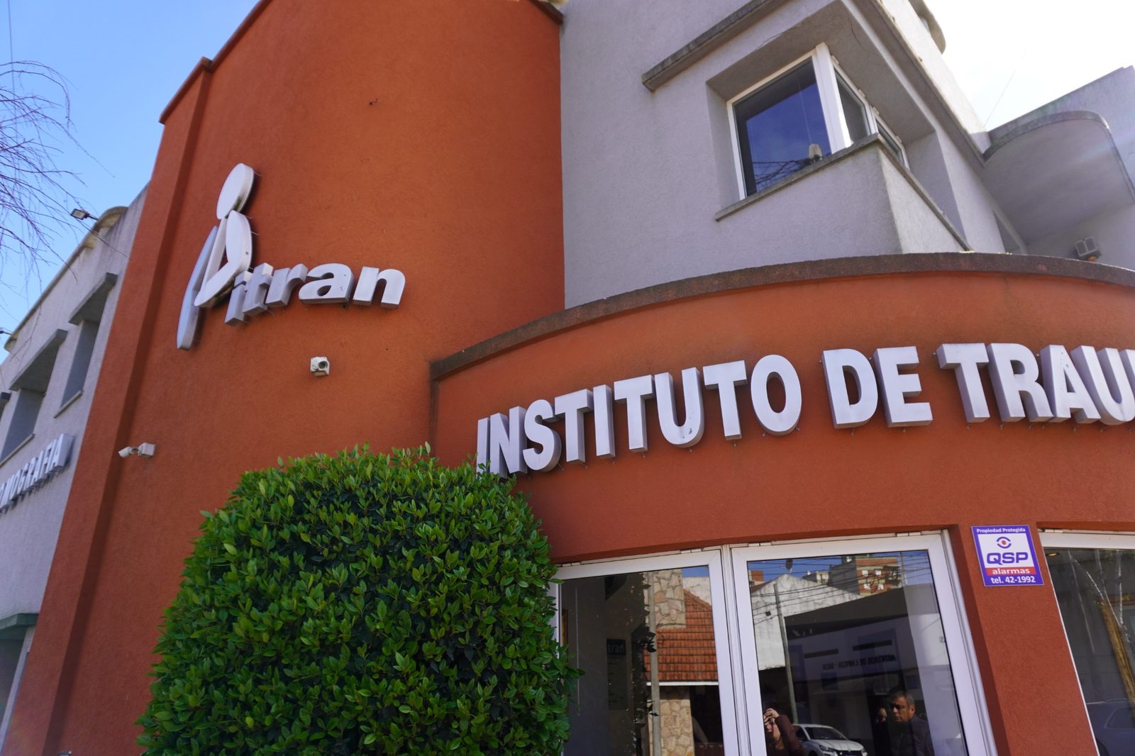 Equipo e instalaciones de ITRAN